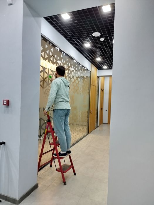 Тонировка матовый пленка офис ва здания ойналарига любая сложность