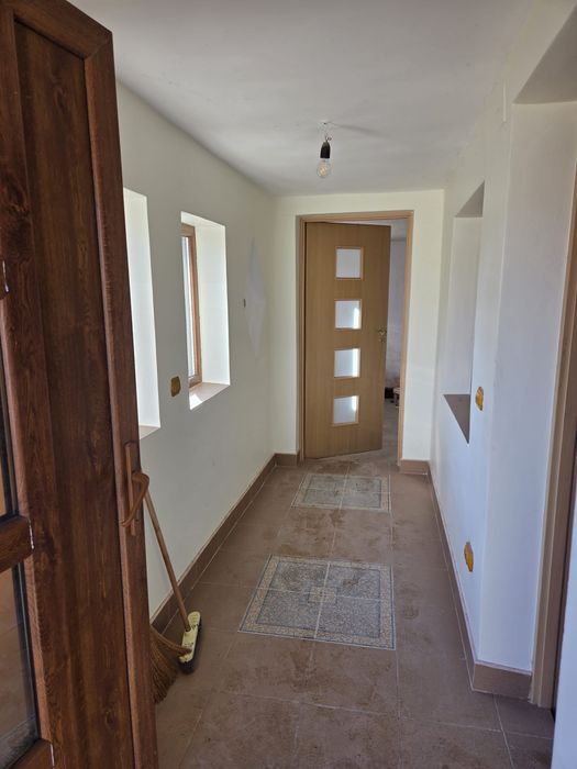 De vanzare- teren 1900mp + casa de caramida, Vacaresti, Dambovita