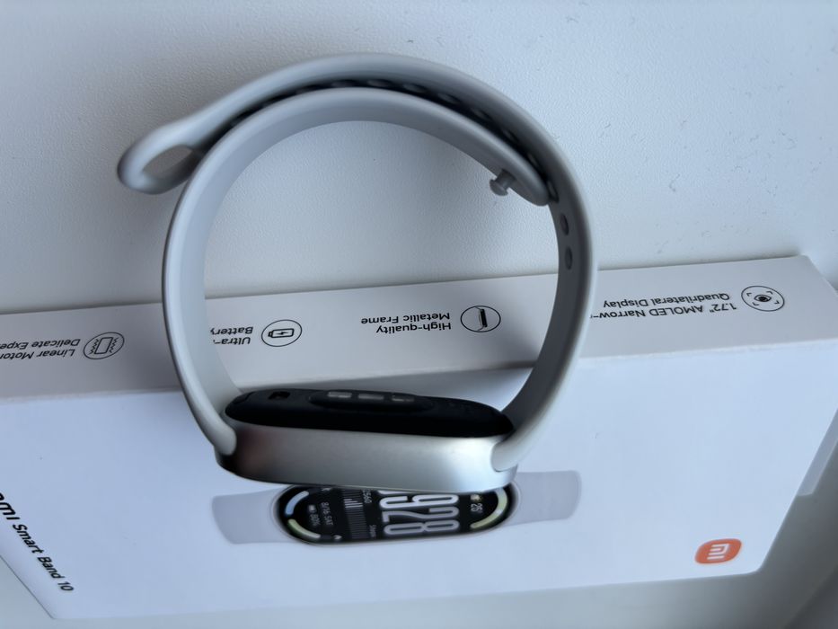 Фитнес-часы XIAOMI MI BAND 10