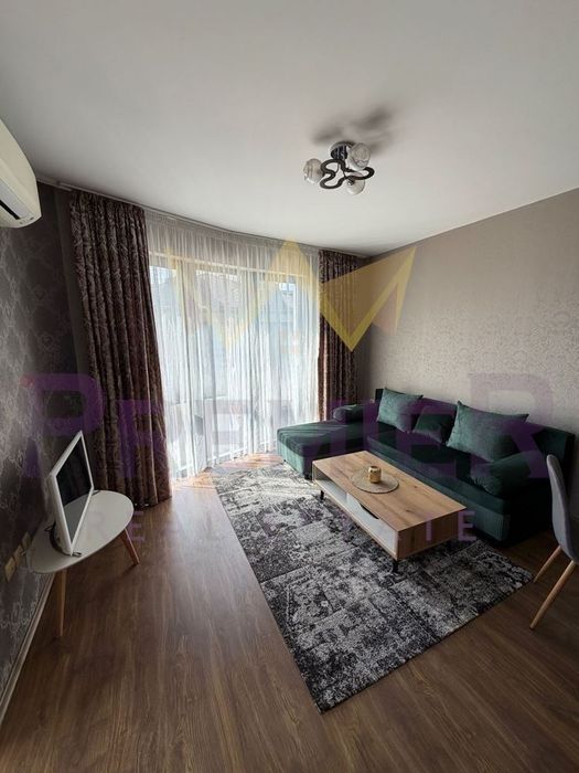 Продава се Тристаен апартамент в Пловдив, Младежки Хълм - 80 кв.м за 2963 €/кв.м - Снимка #4