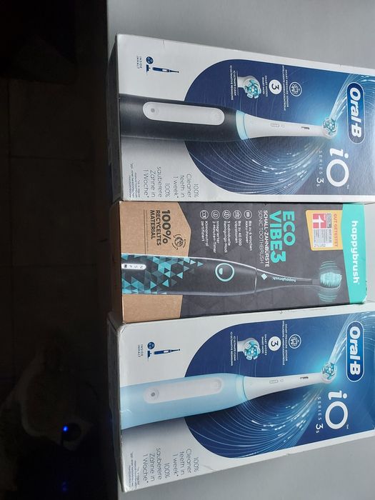Periuțe electrice Eco vibe3 și OralB iq 3