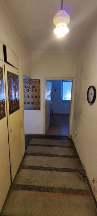 Двустаен апартамент в Оборище