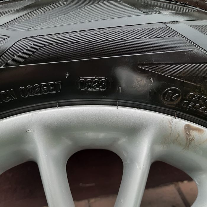 Set 4 jante aliaj bmw 16 si 4 anvelope de vară continental 225/55 R16