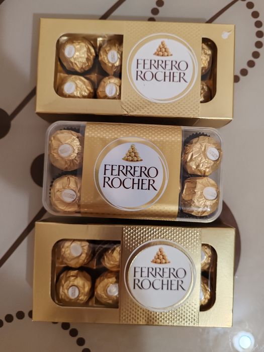 Set 3 Cutii Ferrero Rocher (400g total) – Sigilate
Set 3 Cutii Ferrero Rocher (600g total) – Sigilate, Ideal Cadou
Set 3 Cutii Ferrero Ro