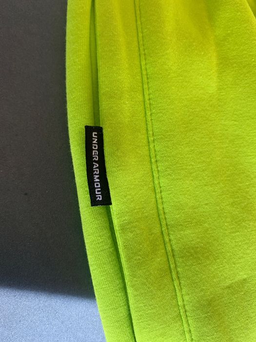 Under Armour • USA