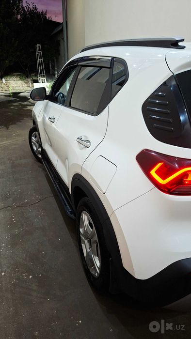 Kia Sonet 2024 | 2-pozitsiya | 24 000 km