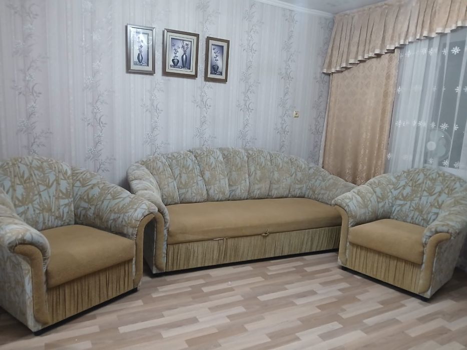 Продается диван. Уголок отдыха