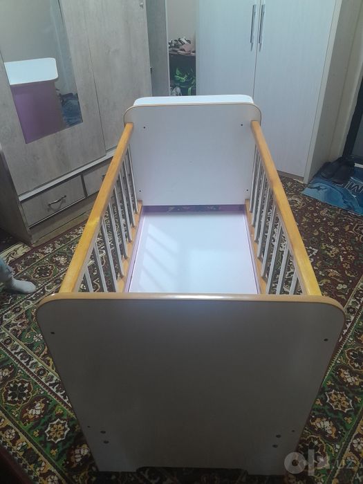 Detski krovat sotiladi buxoro shahar holati yaxshi