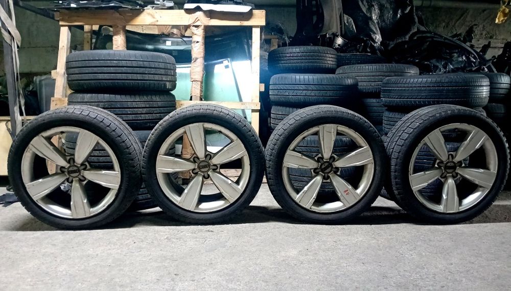 Диски с резиной Audi 245/45/R18