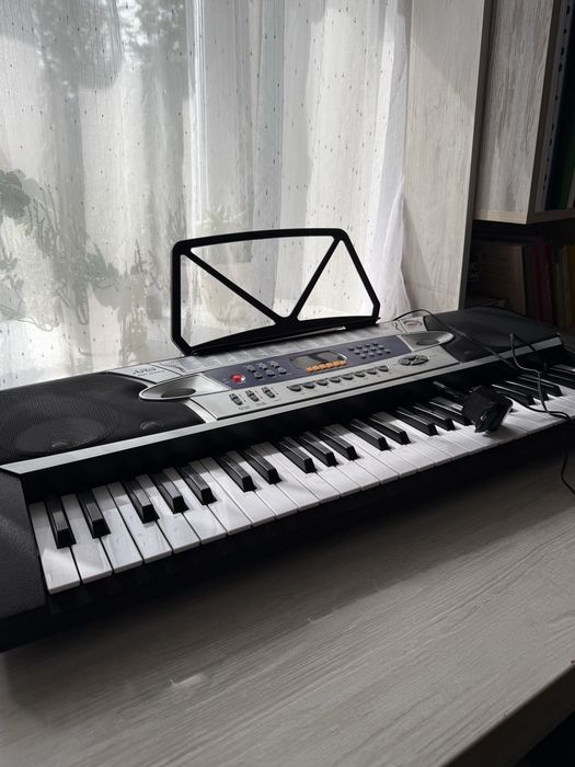 Синтезатор 54 клавиши Мк-2063