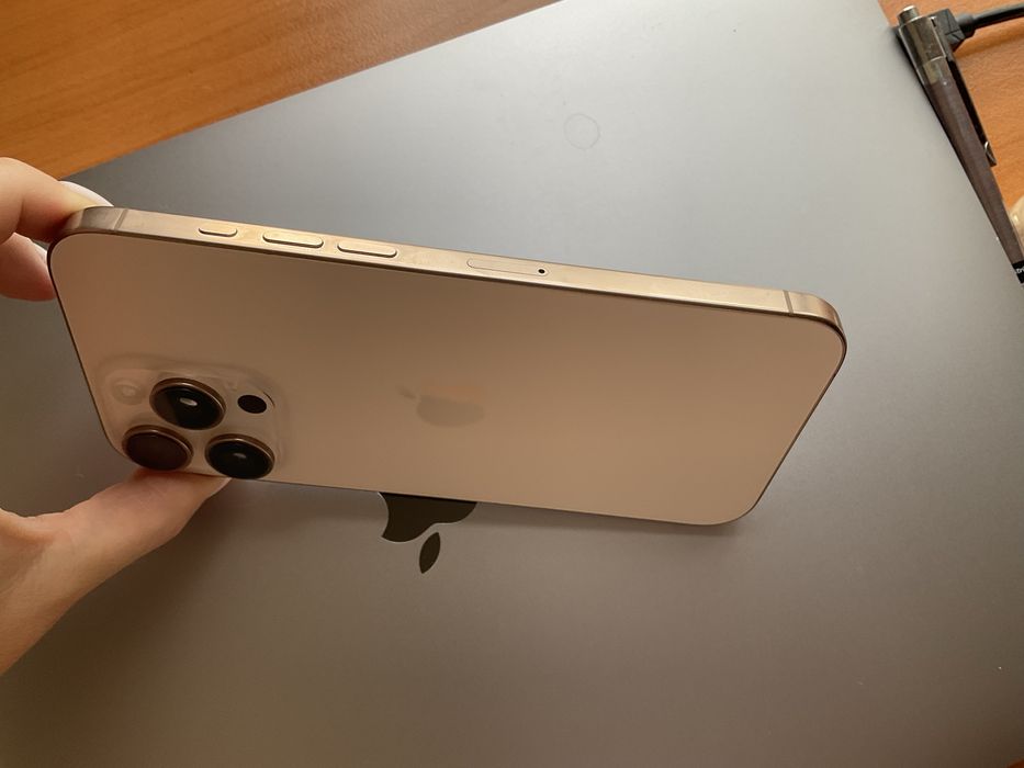Iphone 16 pro max 512GB БЕЗУПРЕЧЕН