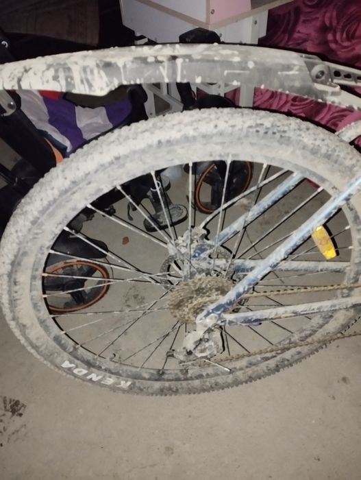 Продам велик идеал все роботает