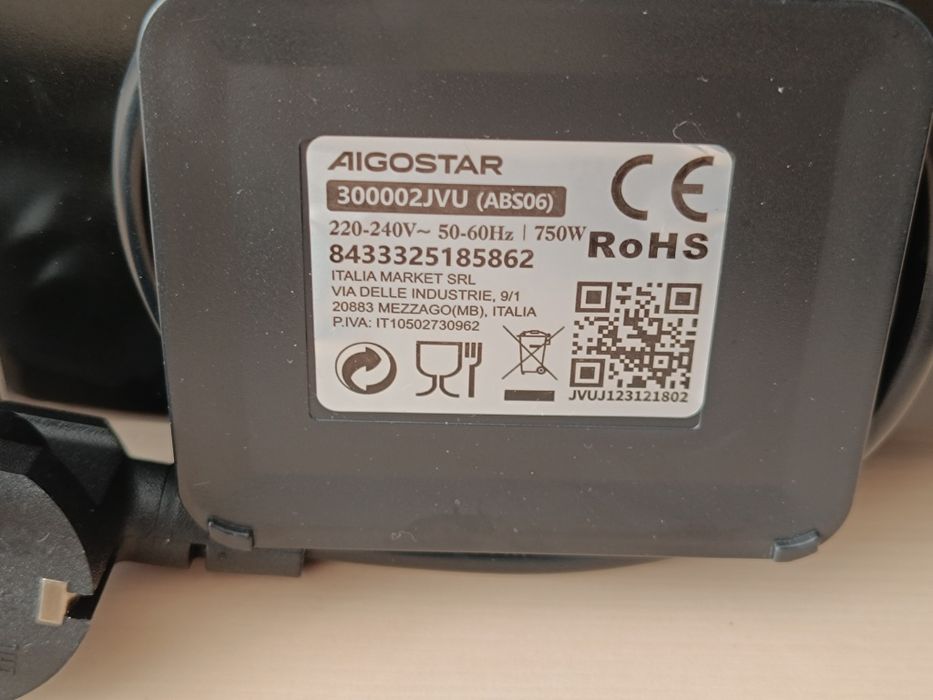 Sandwich maker cu 3 tipuri de plăci detașabile