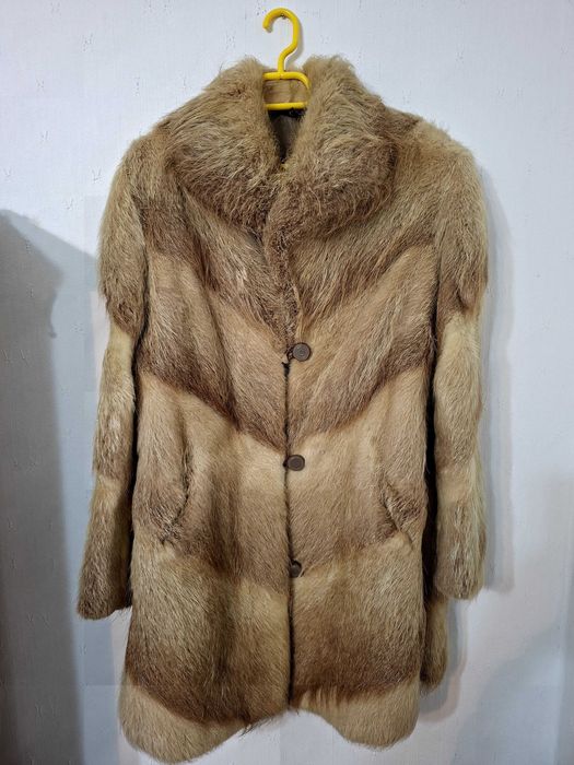 Haina din blana naturala