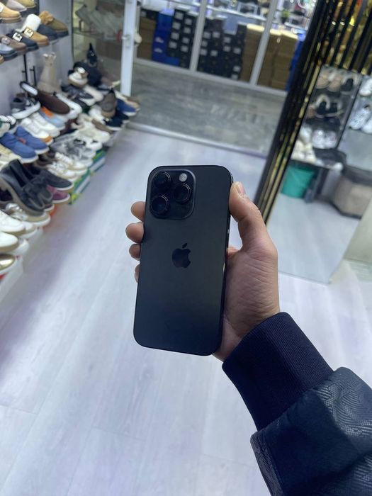Iphone 14pro kafolati bilan yomkisi 90 imayka o'tgan yili yangi