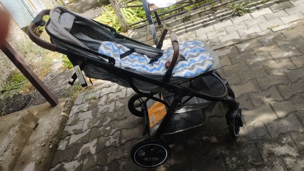 Срочно продается коляска