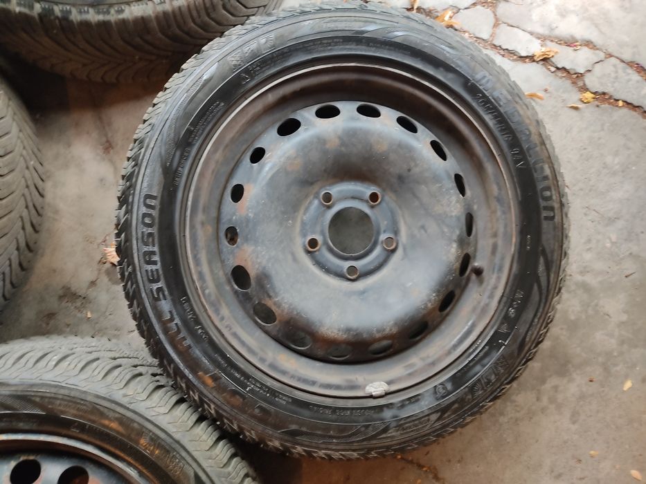 Всесезонни гуми 205 55 16 Michelin Crossclimate и Medallion AllSeason
