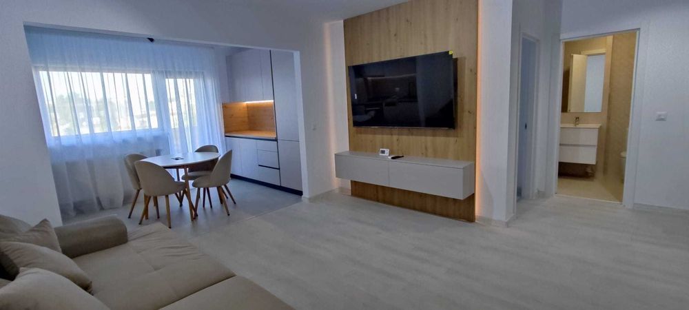 Apartament 2 camere 50 MP Hils Republica - AC ,Centrala termica , 6-7 minute metrou ,prima inchiriere