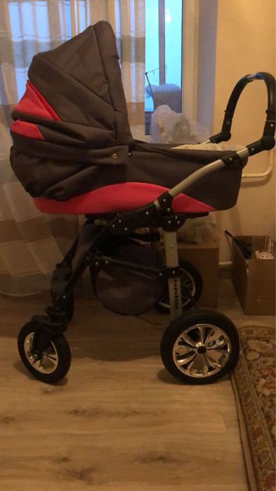 Детская коляска новая
