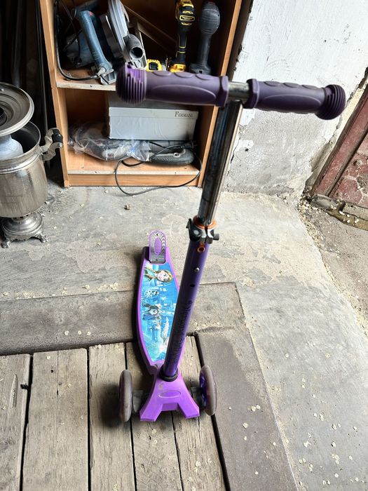 Детский самокат.