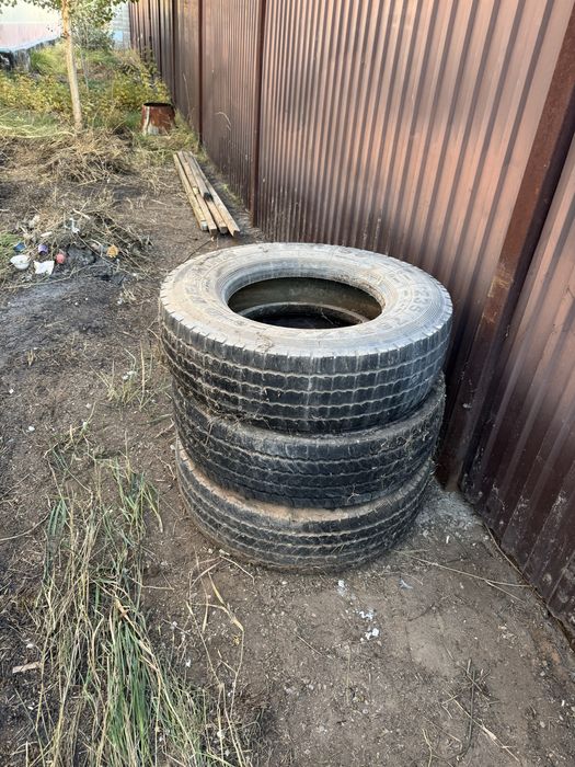 Продам шины грузовые