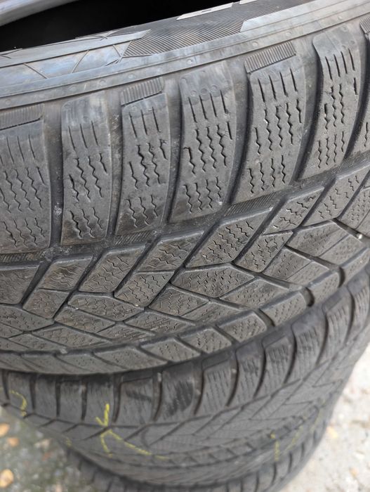 Зимни гуми Debica 235/60/18