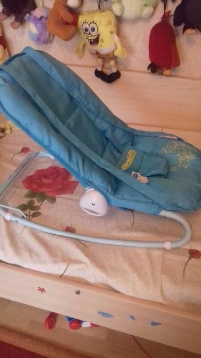 Бебешки шезлонг с допълнителен калъф в оранжево