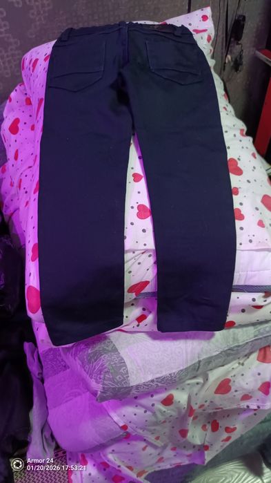 Подам срочно детские брюки для 6 лет