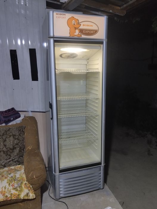 Витрина Холодильник Срочно продается