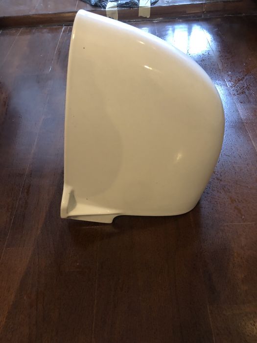 Semipiedestal lavoar, Ideal Standard