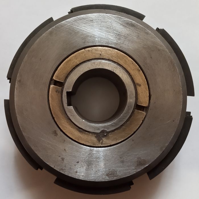 Муфта электромагнитная ЭТМ-082 с дисками в сборе