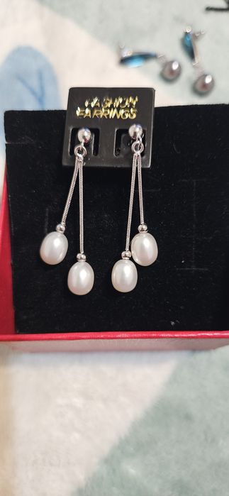 Продам новые серебряные серьги