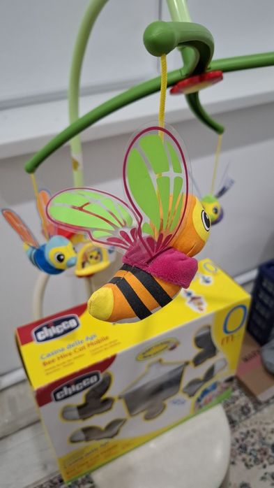 Chicco "Пчелиный домик" (Chicco Bee Hive Cot Mobile).