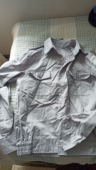 Продам 2 рубашки кадетская школа