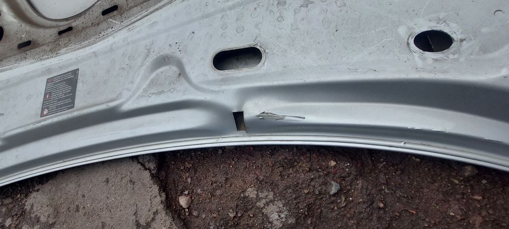 Капот на пассат б5+