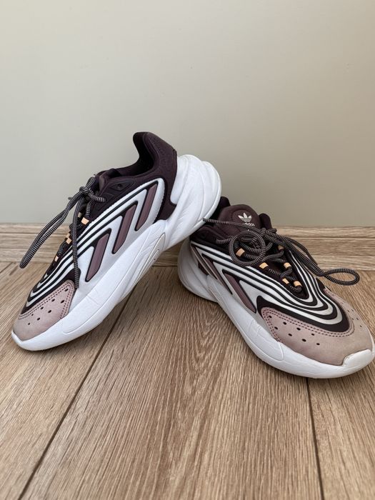 Маратонки Adidas OZELIA