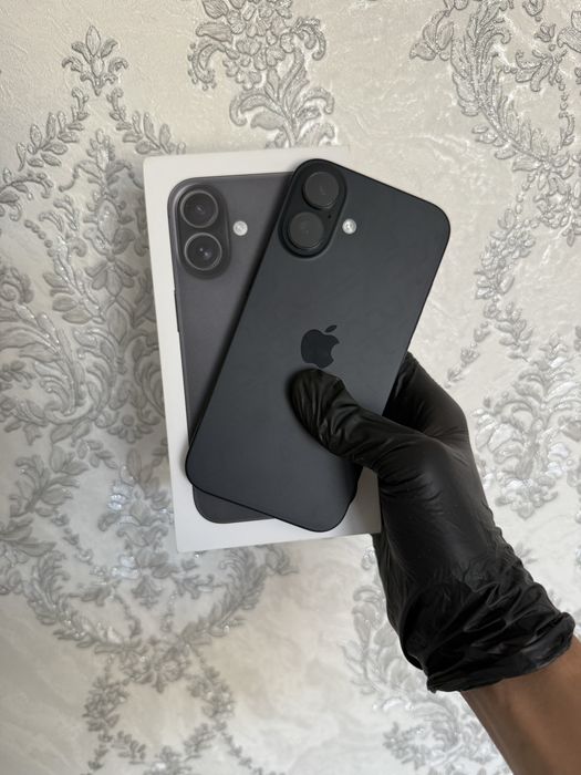 Продам iPhone 16