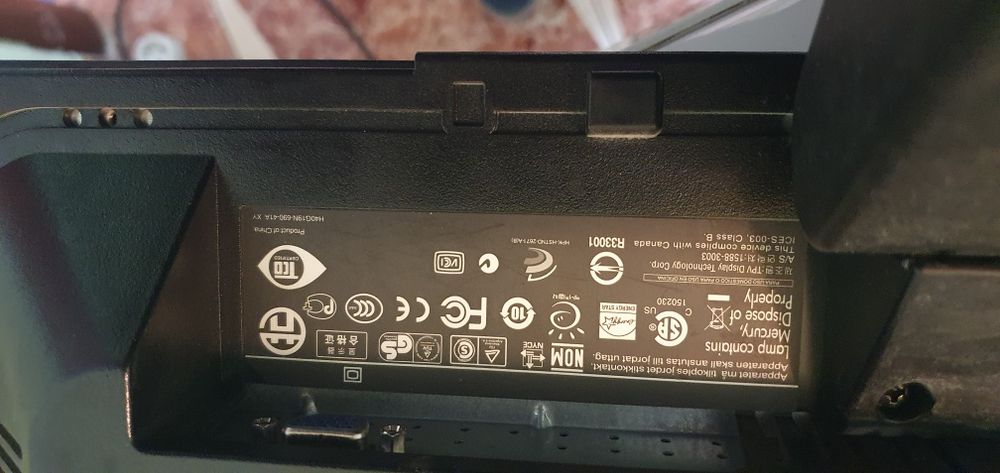 Vând calculator Lenovo