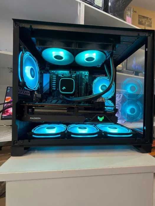 PROMO PC Ryzen 7 8700F,RX6800XT16GB RAM32GB DDR5 SSD 1TB Rate,TVA!