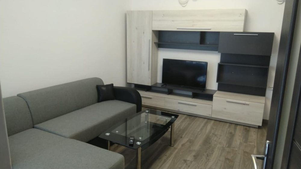 Apartament 2 camere zona ultracentrală  de închiriat