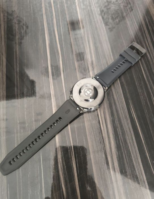 Продам часы HUAWEI WATCH GT 2 PRO-FBD в идеальном состояние !