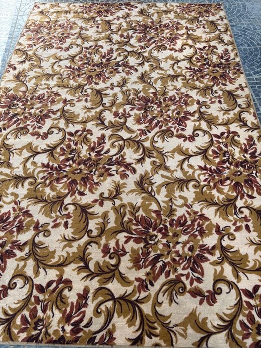 Продам палас 2х3