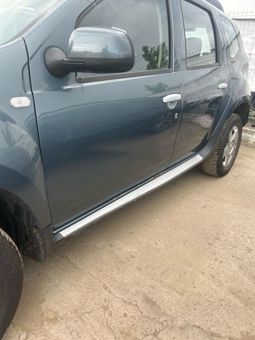 Ușă dreapta față Dacia Duster 2012