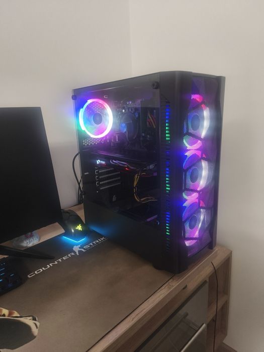 Vând PC i5 8500 + RX 580 8 GB MSI