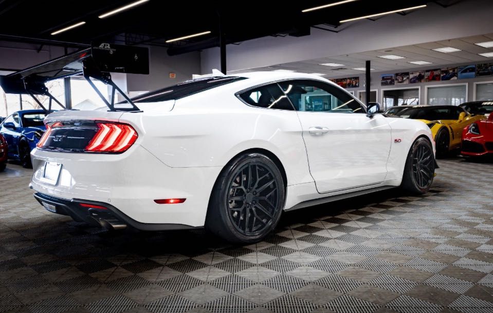 Ford Mustang  тунинг джанти R20