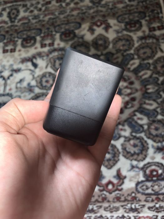 Gopro zaryadni ustroystva