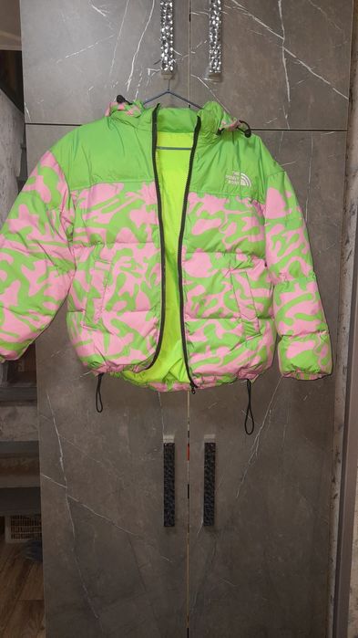 Демисезонная куртка на девочку