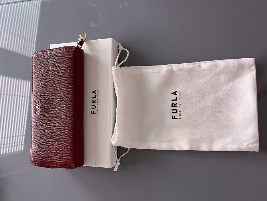 Кожено протмоне Furla