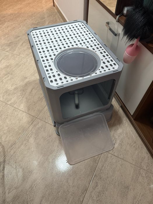 Котешка тоалетна