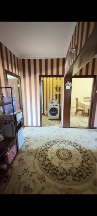 Продаётся квартира 4комнатная переделанная в 6